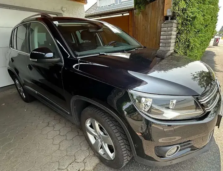 Volkswagen Tiguan 2012 photo 2