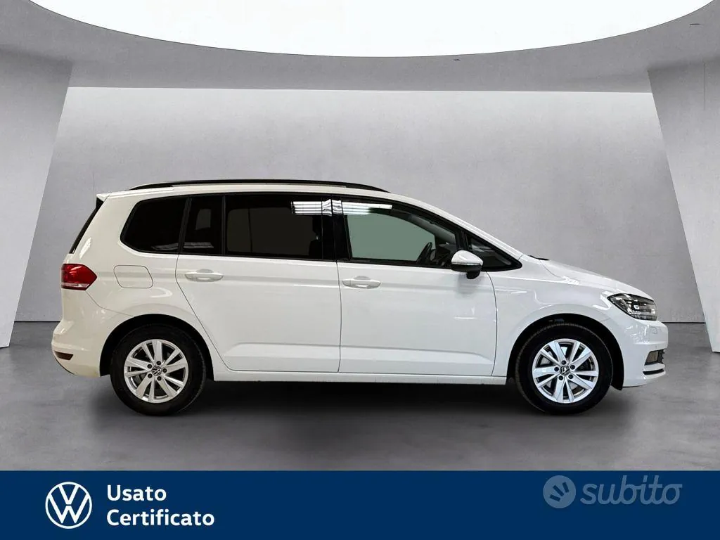 Volkswagen Touran 2023 photo 3