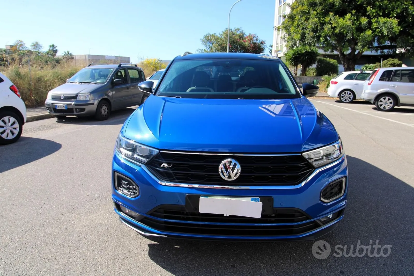 Volkswagen T-Roc 2019 photo 2