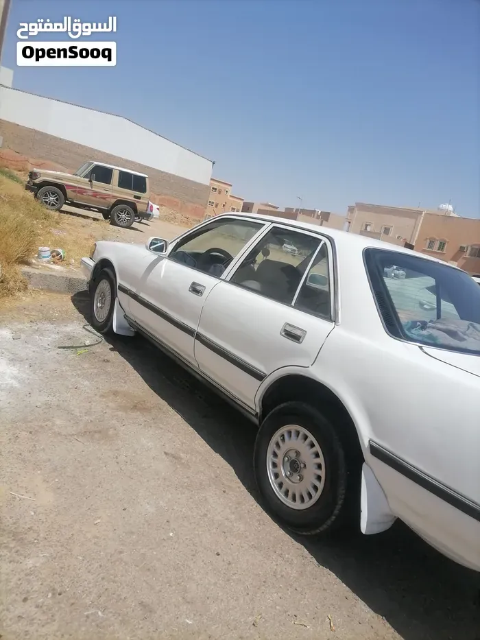 Toyota Cressida 1991 photo 2