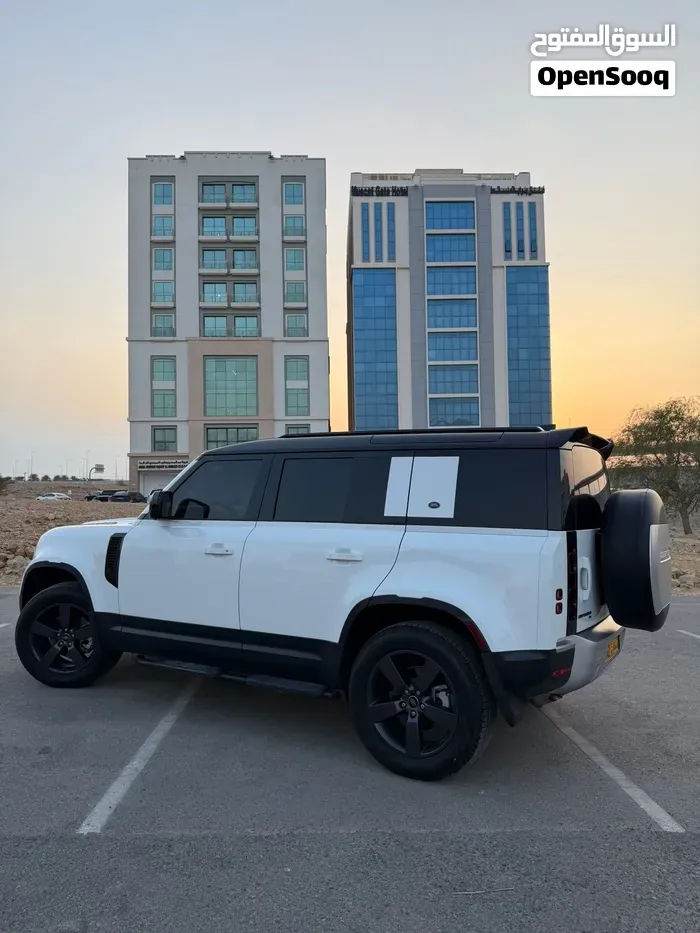 Land Rover Defender 2020 photo 3