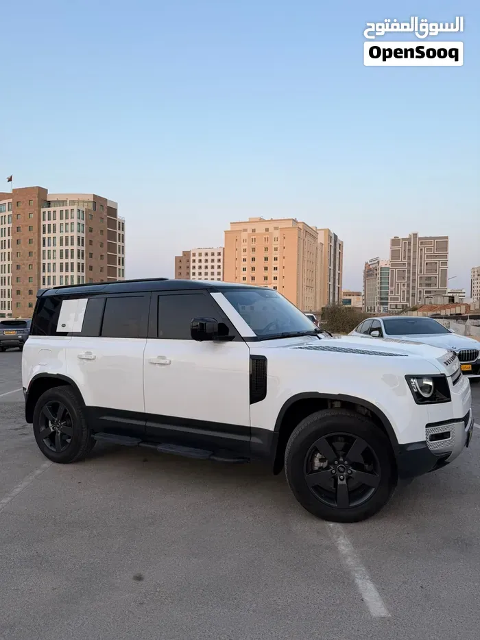 Land Rover Defender 2020 photo 4