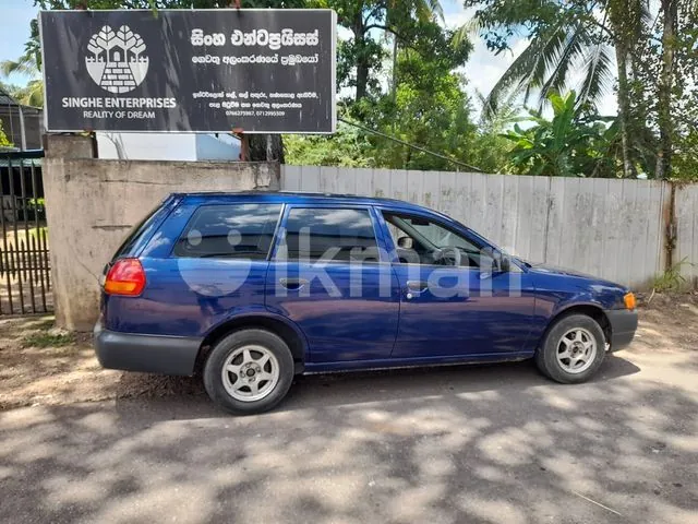 Nissan Ad Wagon 2002 photo 2