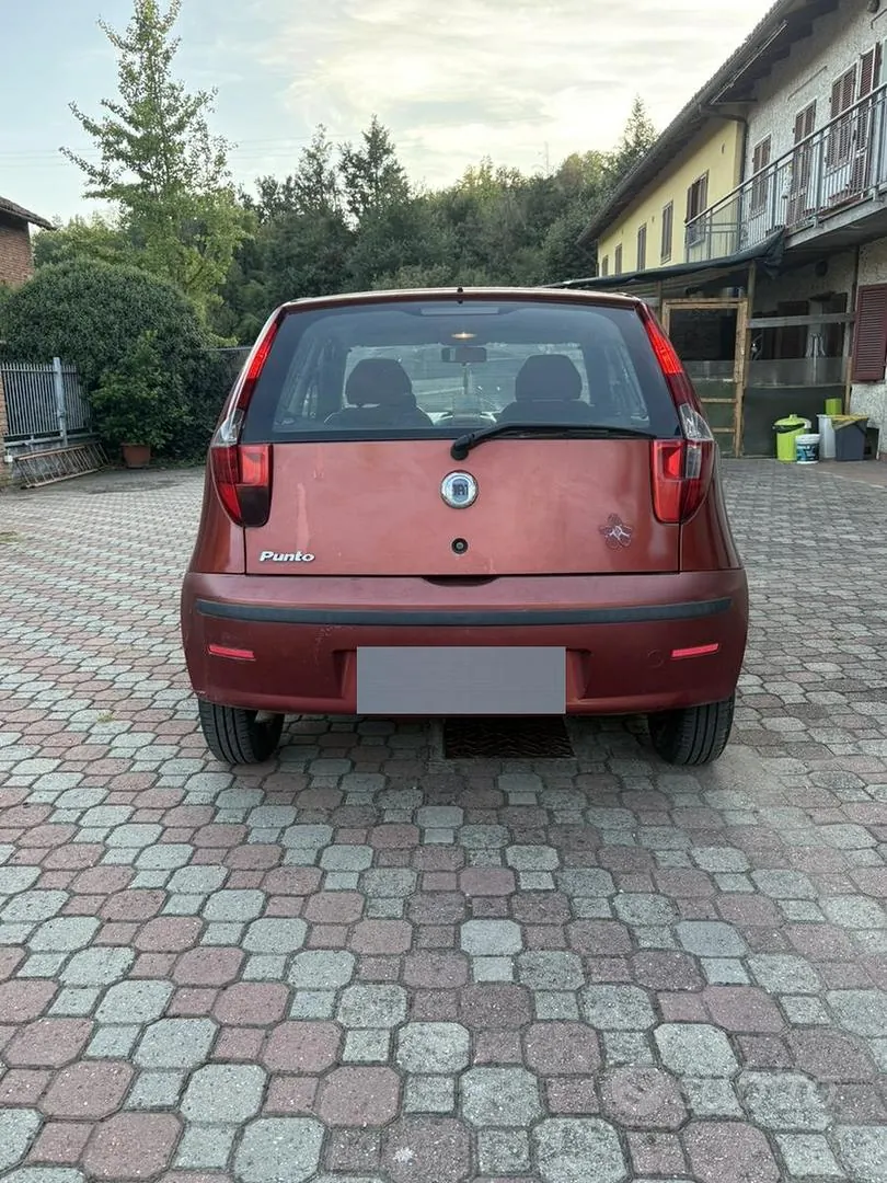 Fiat Punto 2005 photo 2