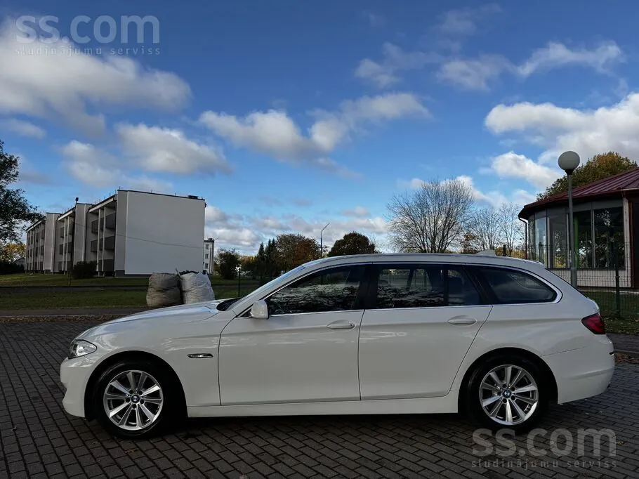 BMW 520D 2012 photo 2