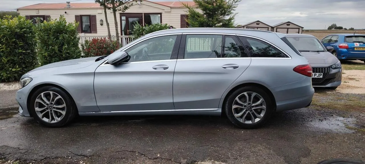 Mercedes-Benz C-Class 2017 photo 4