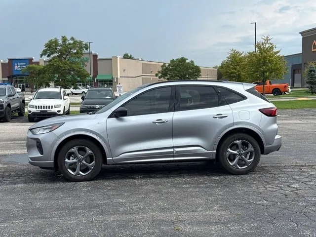 Ford Escape 2024 photo 3