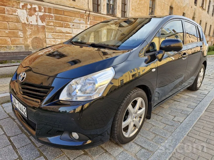 Toyota Verso 2011 photo 5