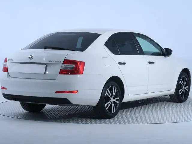 Skoda Octavia 2014 photo 4