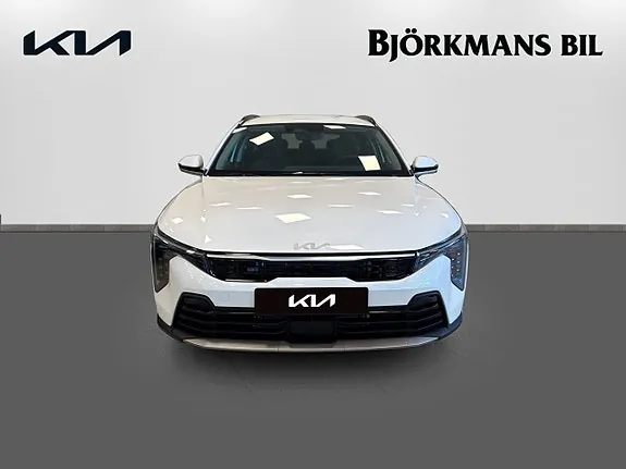 Kia K4 2026 photo 2