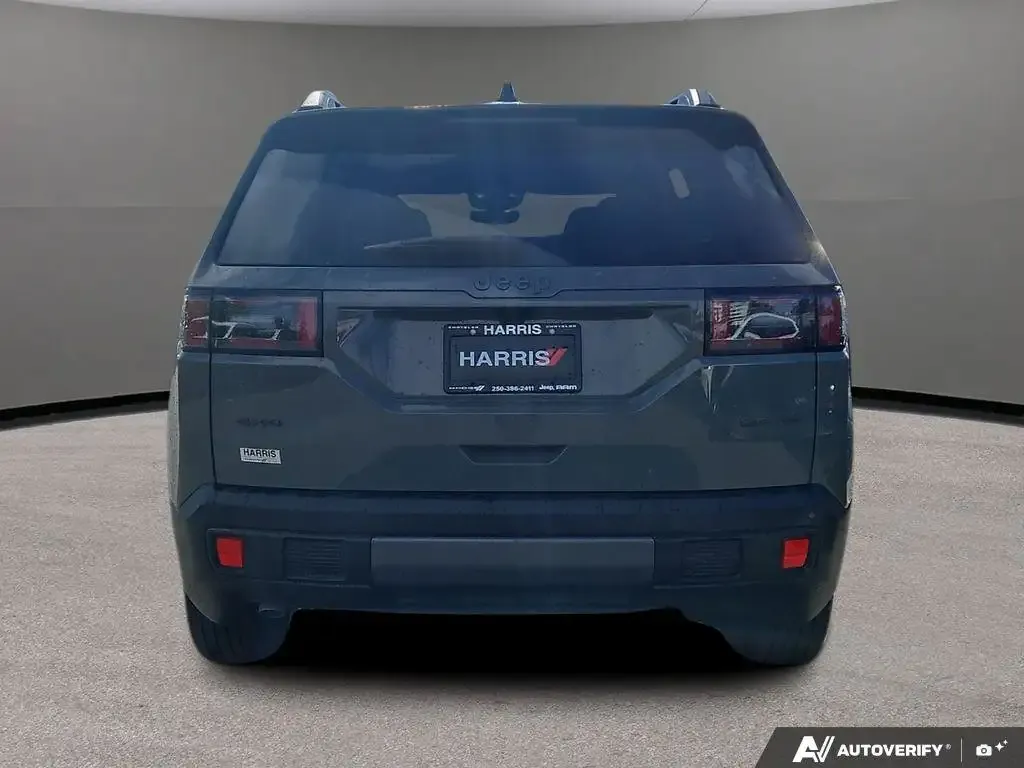 Jeep Cherokee 2026 photo 5