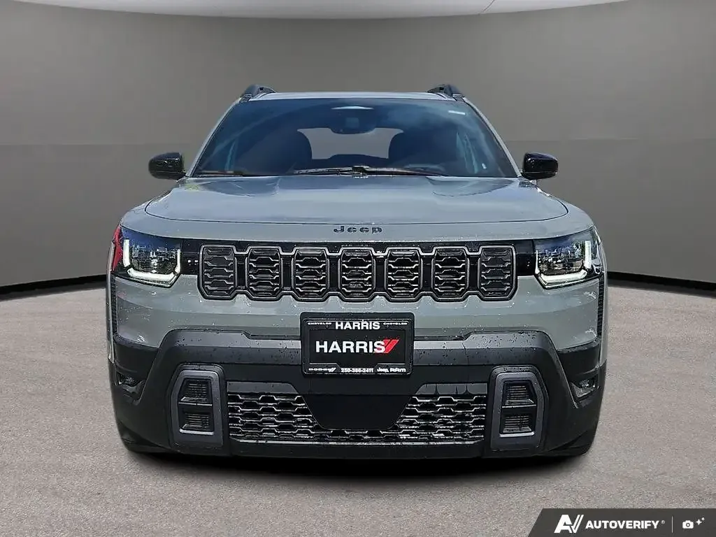 Jeep Cherokee 2026 photo 2