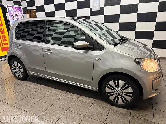 Volkswagen Up 2015 photo 5