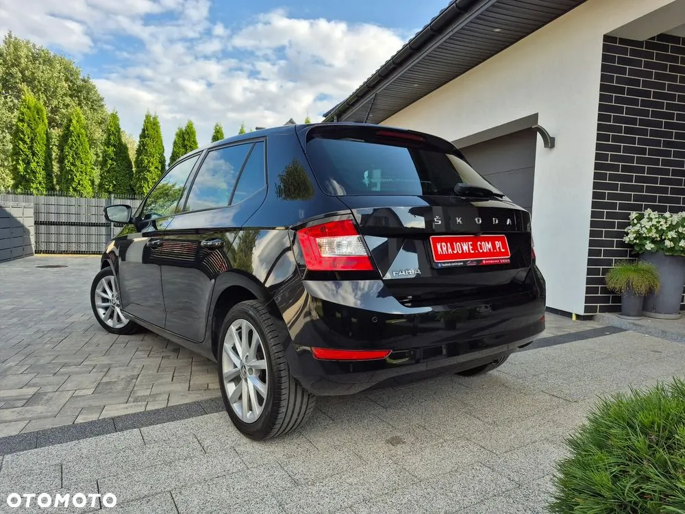 Skoda Fabia 2021 photo 3