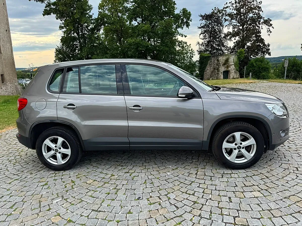 Volkswagen Tiguan 2009 photo 3