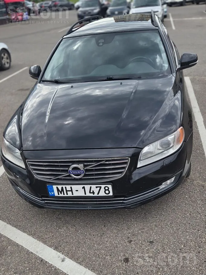 Volvo V70 2013 photo 2
