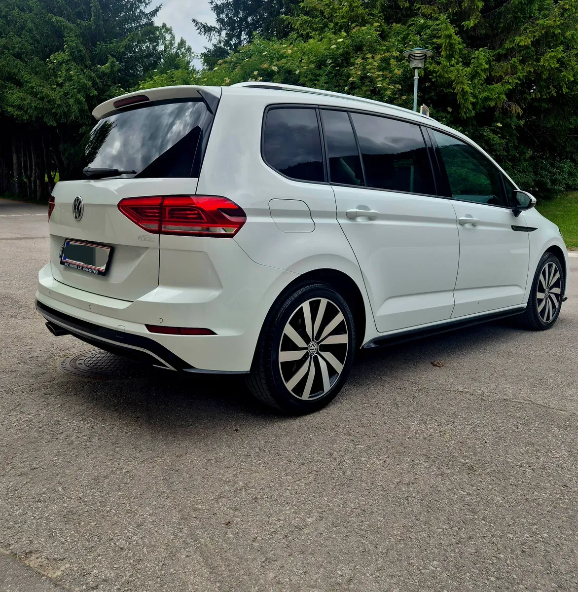Volkswagen Touran 2019 photo 3