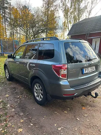 Subaru Forester 2012 photo 3