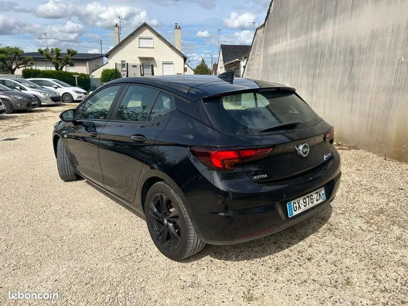 Opel Astra 2017 photo 3