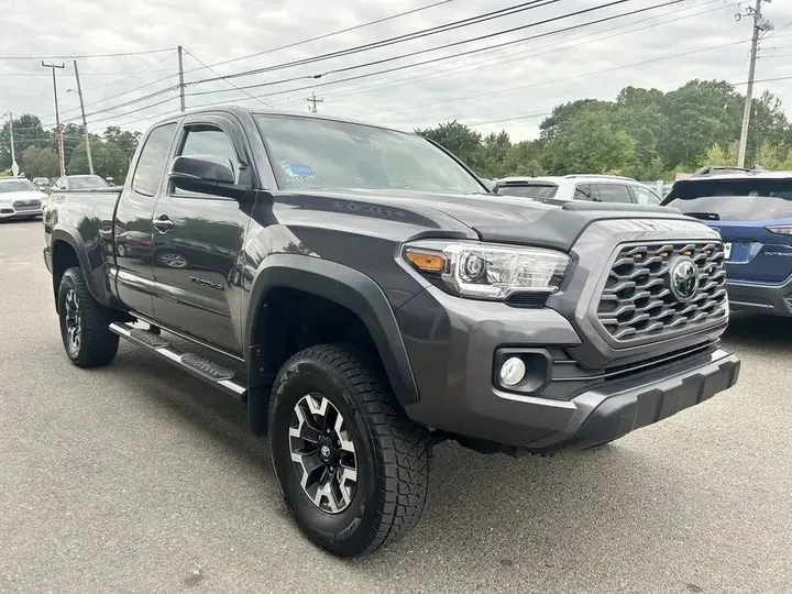 Toyota Tacoma 2022 photo 3