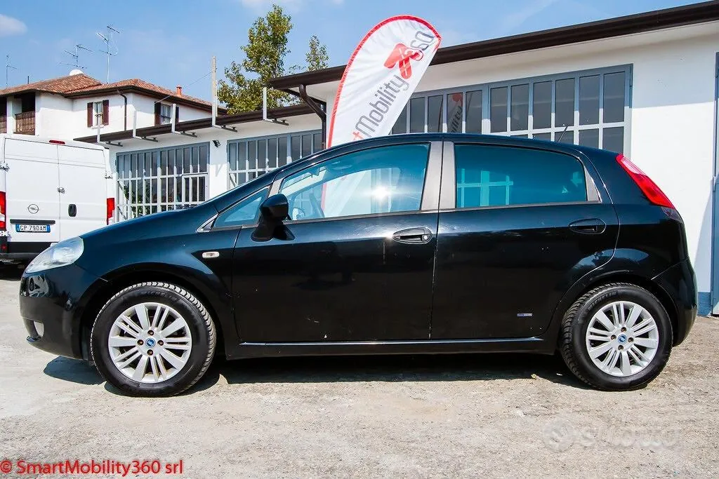 Fiat Grande Punto 2007 photo 5