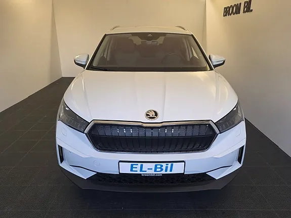 Skoda Enyaq 2022 photo 2