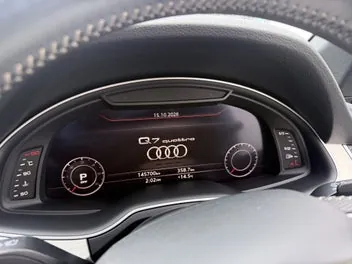 Audi Q7 2015 photo 4