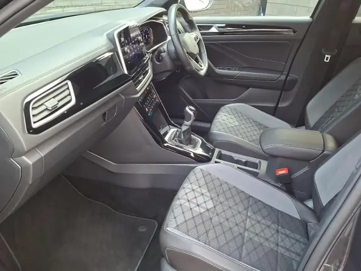 Volkswagen T-Roc 2023 photo 5