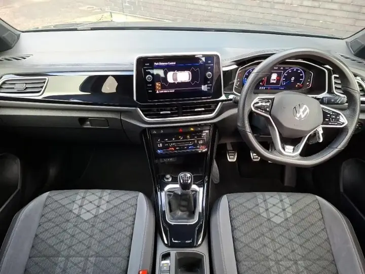 Volkswagen T-Roc 2023 photo 3