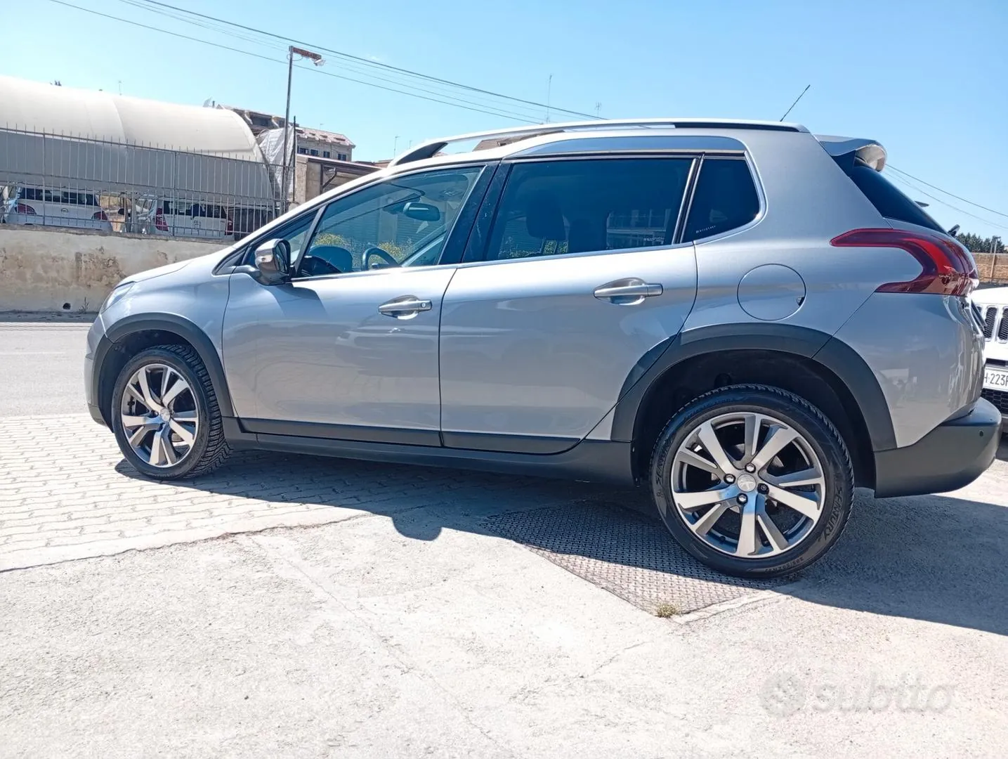 Peugeot 2008 2019 photo 3
