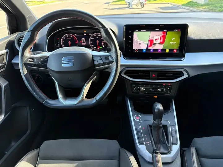 Seat Arona 2022 photo 3