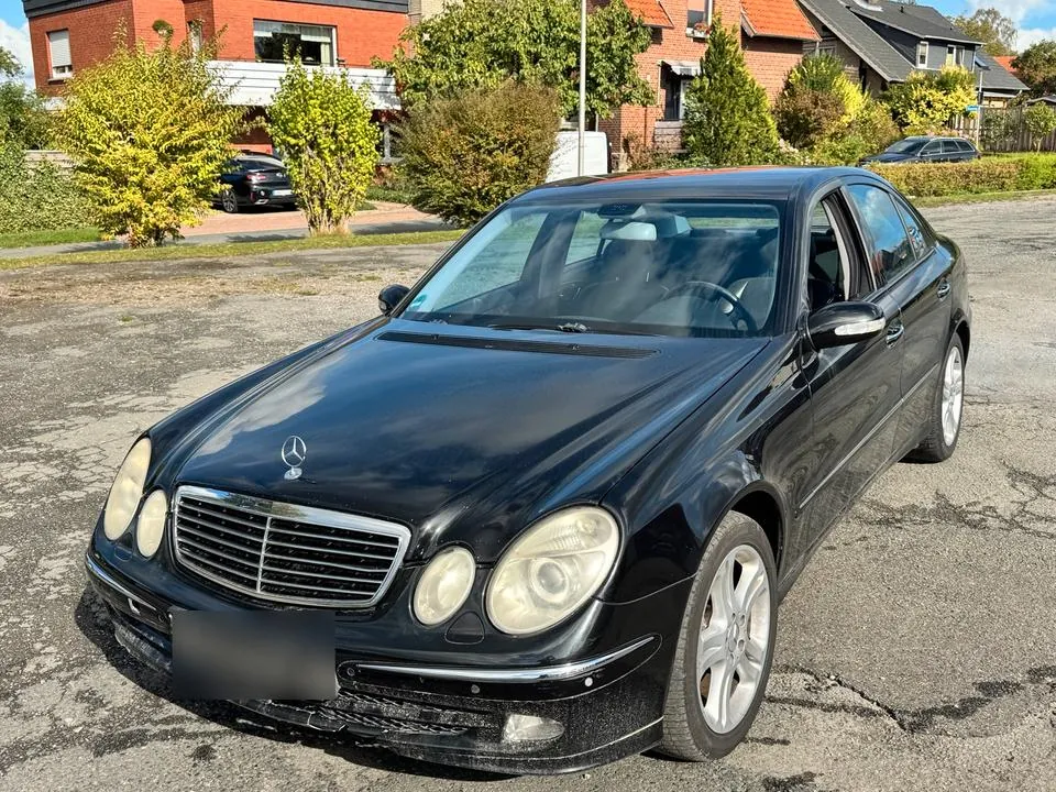 Mercedes-Benz E 270