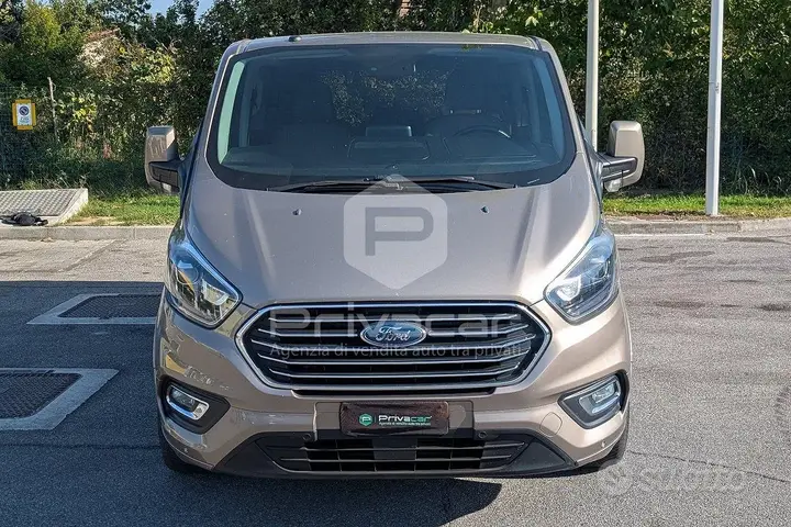 Ford Tourneo Custom 2019 photo 2