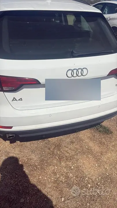 Audi A4 Avant 2021 photo 2