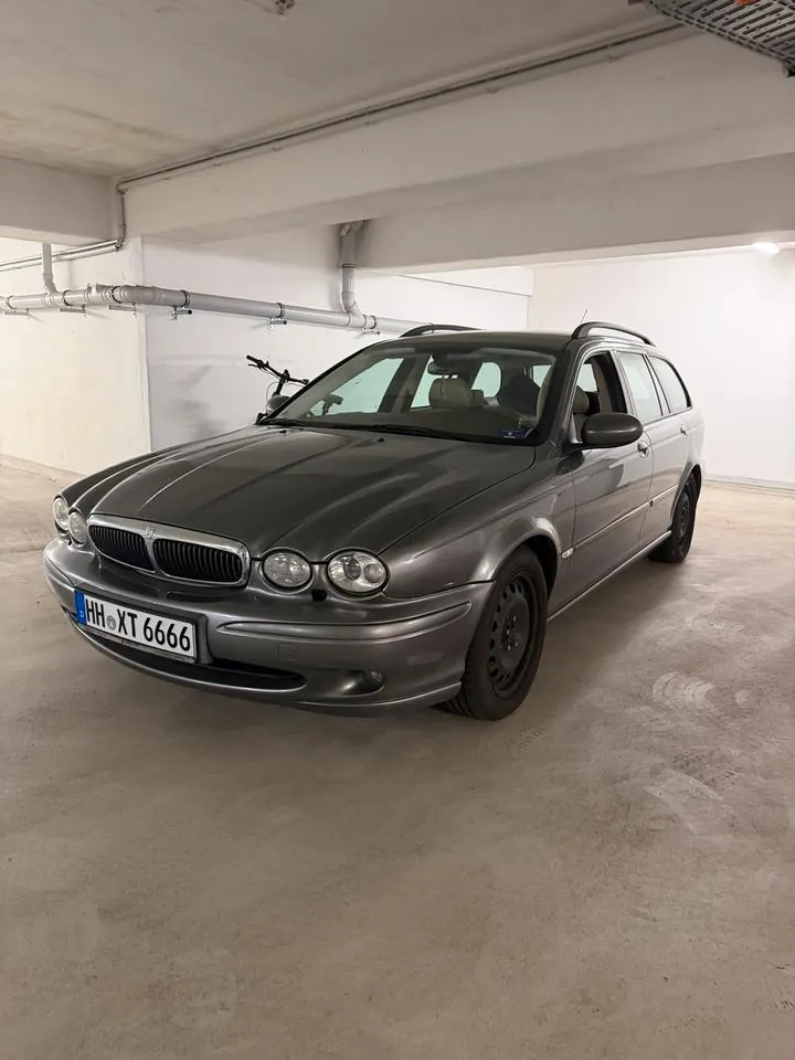 Jaguar X-Type