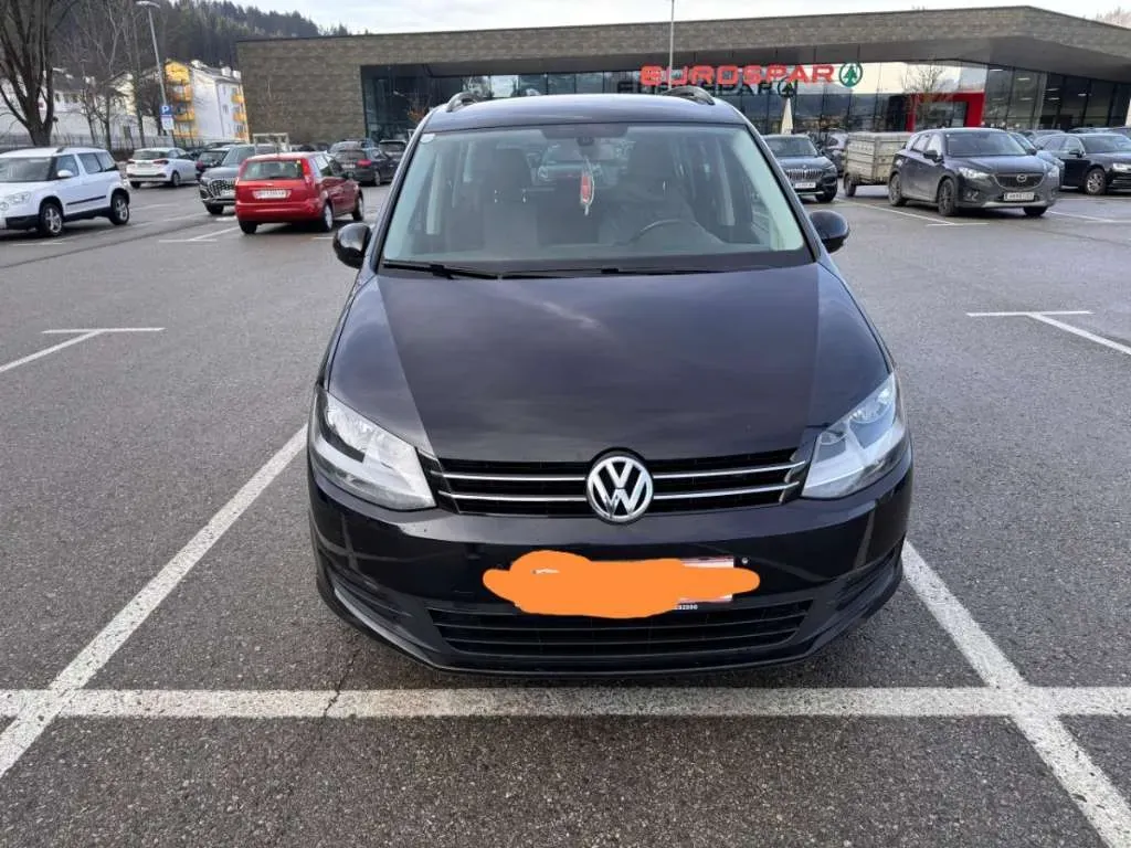 Volkswagen Sharan 2011 photo 2