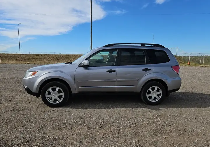 Subaru Forester 2010 photo 5
