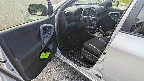 Toyota Rav4 2012 photo 5