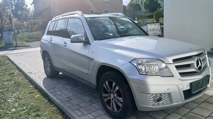 Mercedes-Benz Glc 2010 photo 2
