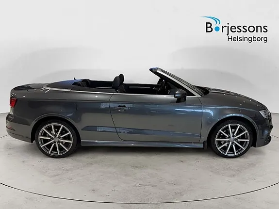 Audi A3 2017 photo 2