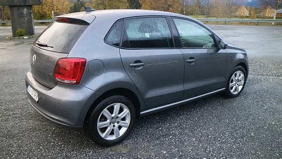 Volkswagen Polo 2011 photo 5