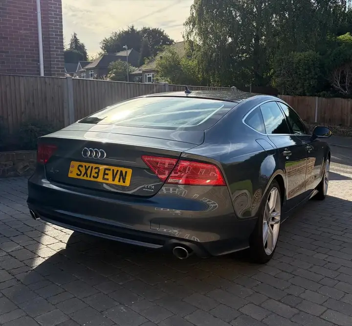 Audi A7 2013 photo 4