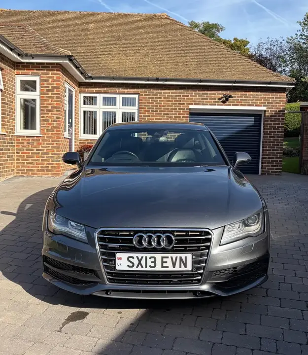 Audi A7 2013 photo 2