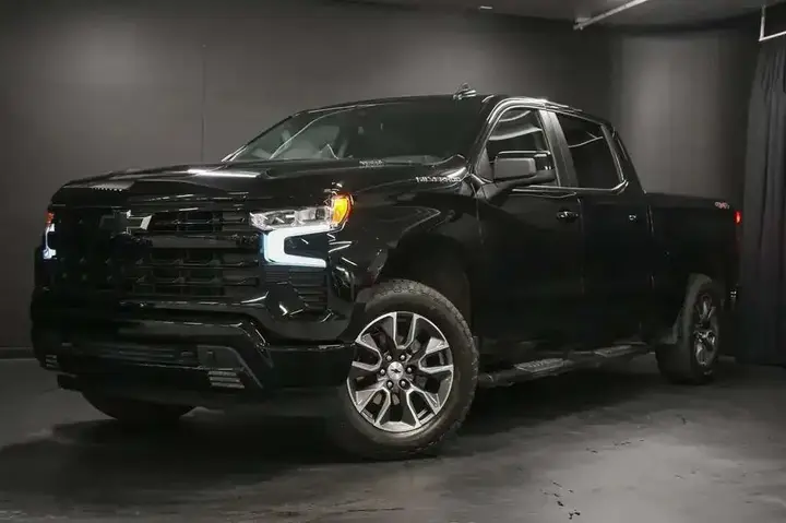 Chevrolet Silverado 1500 2025 photo 2