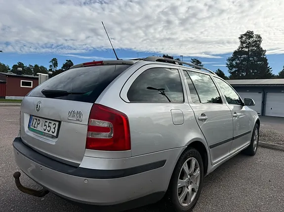 Skoda Octavia 2007 photo 4