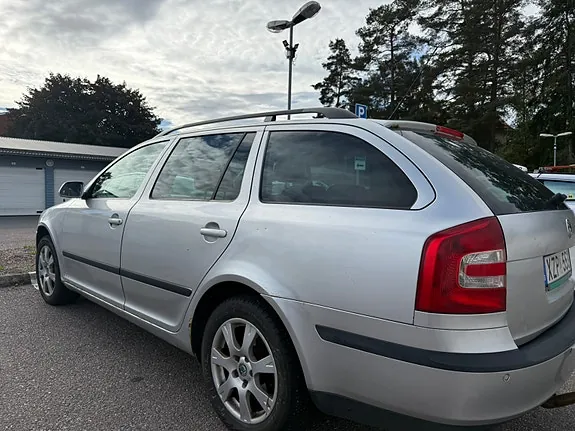 Skoda Octavia 2007 photo 5