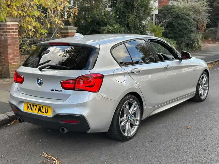 BMW 1 Series 2017 photo 2