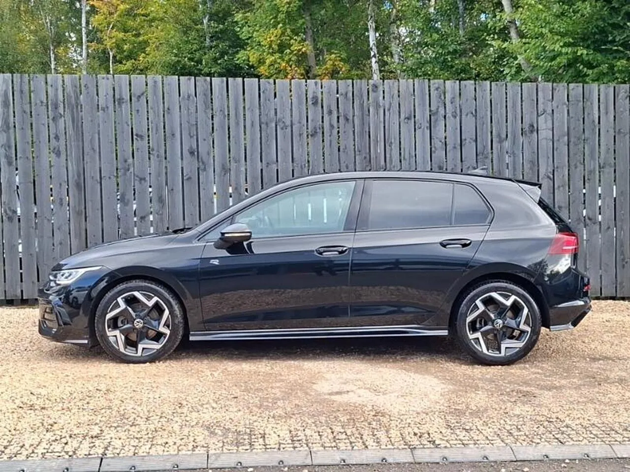 Volkswagen Golf 2025 photo 4