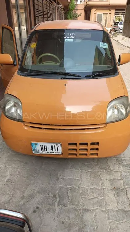 Daihatsu Esse