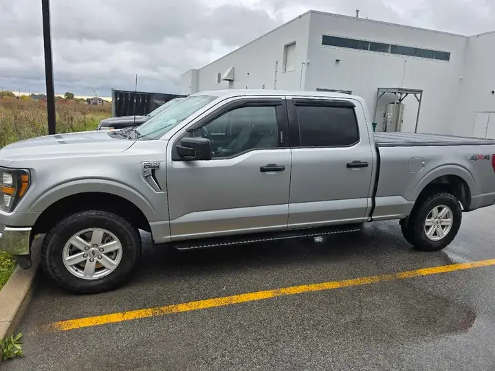 Ford F-150 2023 photo 3